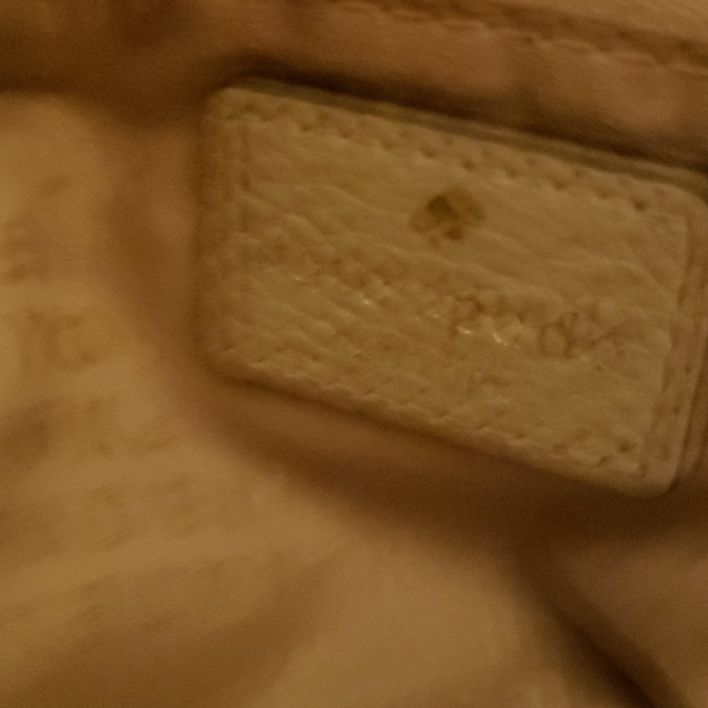 Kate Spade - Picture 5 of 9
